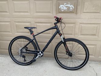 Specialized Sirrus Mountain Bike Hardtail