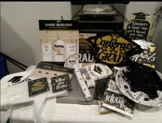 Graduation party decorations