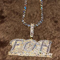 Ice out chain with Pendant