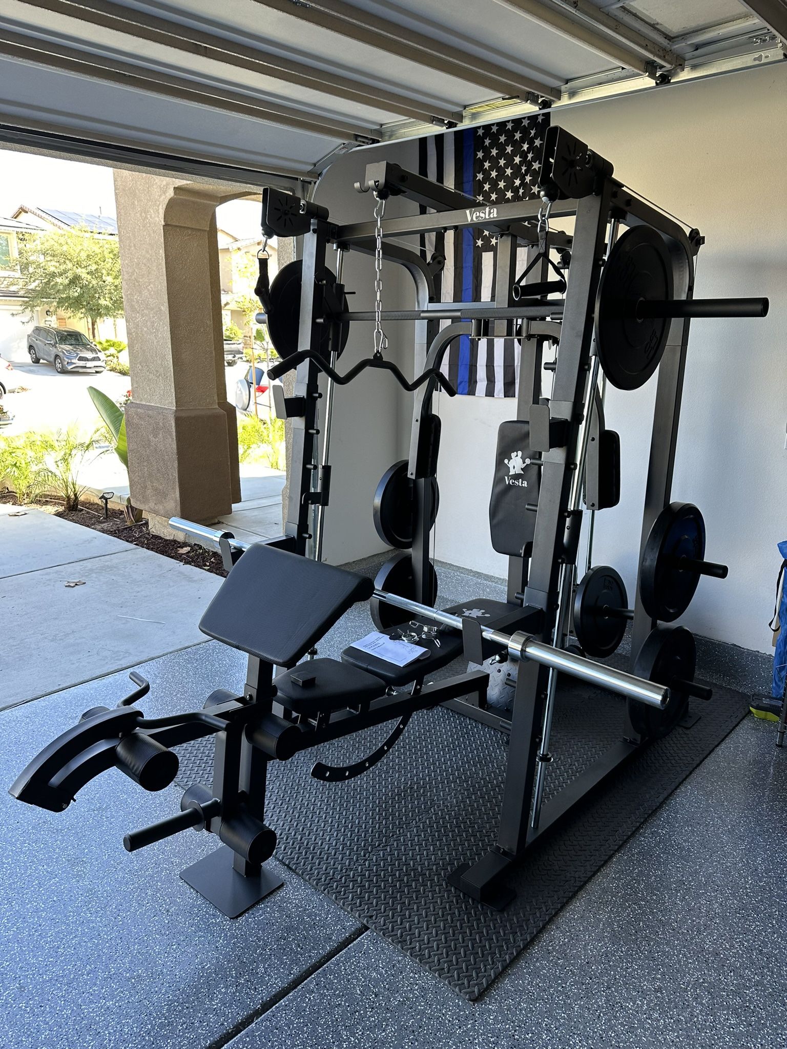 Vesta Fitness Smith Machine 2001 w/Bench Attachment | 230lb Bumpers Weights | 7ft Olympic Bar | Fitness | Gym Equipment | FREE DELIVERY🚚  