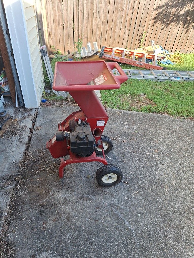 Troy built shedder Chipper