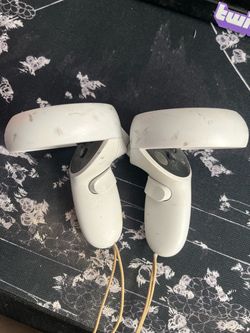 Oculus 2 controllers