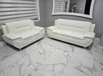 White ⚪️ Sofa Set ****Sofa Set