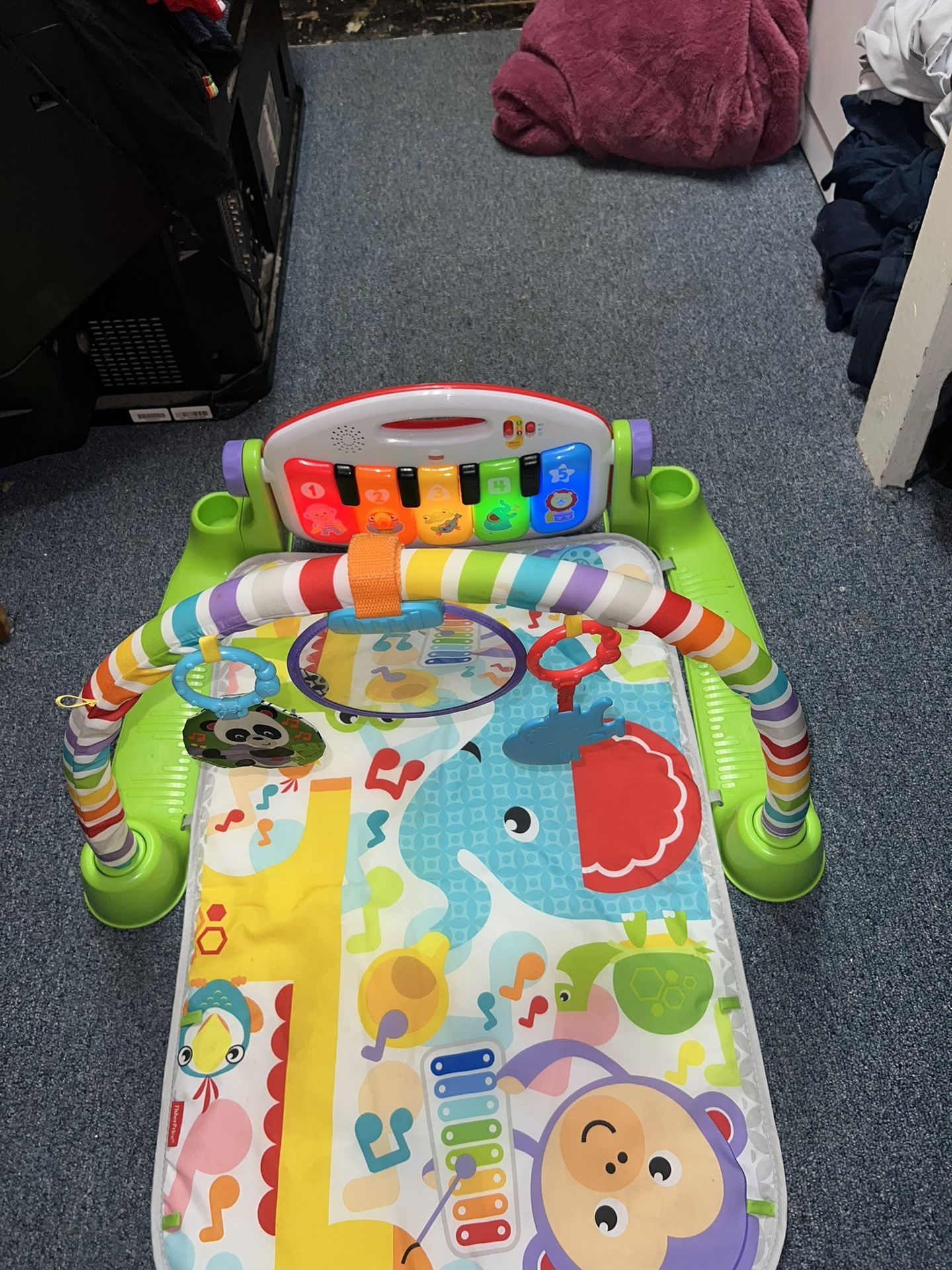 Baby Sit And Play/ Lay And Play