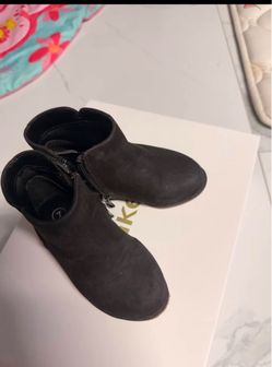 Toddler boots