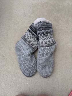 Fuzzy soft slipper boots