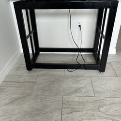 AQUARIUM STAND