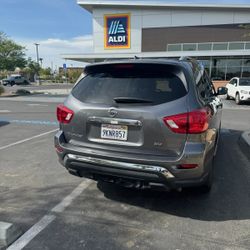 2018 Nissan Pathfinder