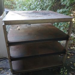Heavy Duty Metal Work Table With 2 Shelves And Casters