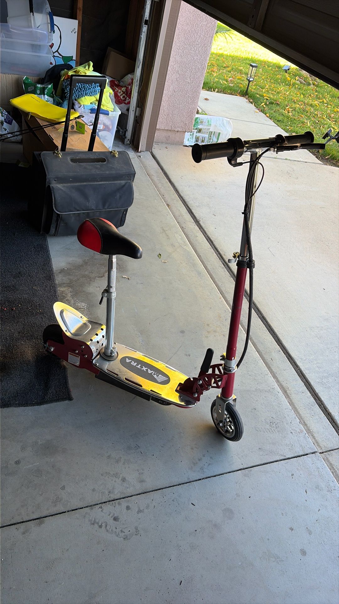 Maxtra Electric Scooter