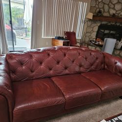 Burgundy Leather Sofa (7.5ft)