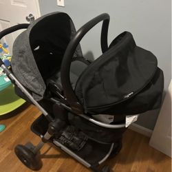Even Flow Bassinet Stroller With Infant Car seat 