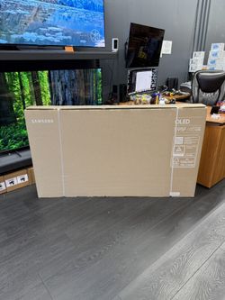 SAMSUNG OLED S95F 65 INCH SMART 4k TVS AI THIN Q TVS BRAND NEW 