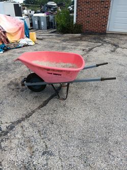 True Temper Wheelbarrow