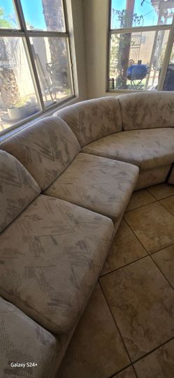 SECTIONAL SOFA