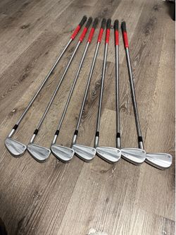 2023 Taylormade P790 Irons 4-PW - P-790
