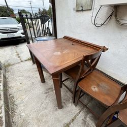Table And Chairs 