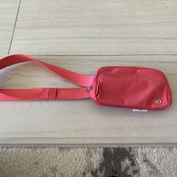 Lulu Lemon Everywhere Belt Bag- Brand New 