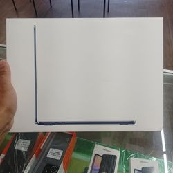 MacBook Air New Pay Low Down No Crdt Needed