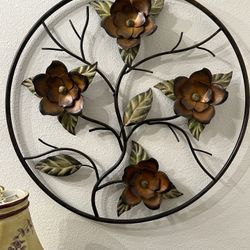 Round Metal Floral Wall Art