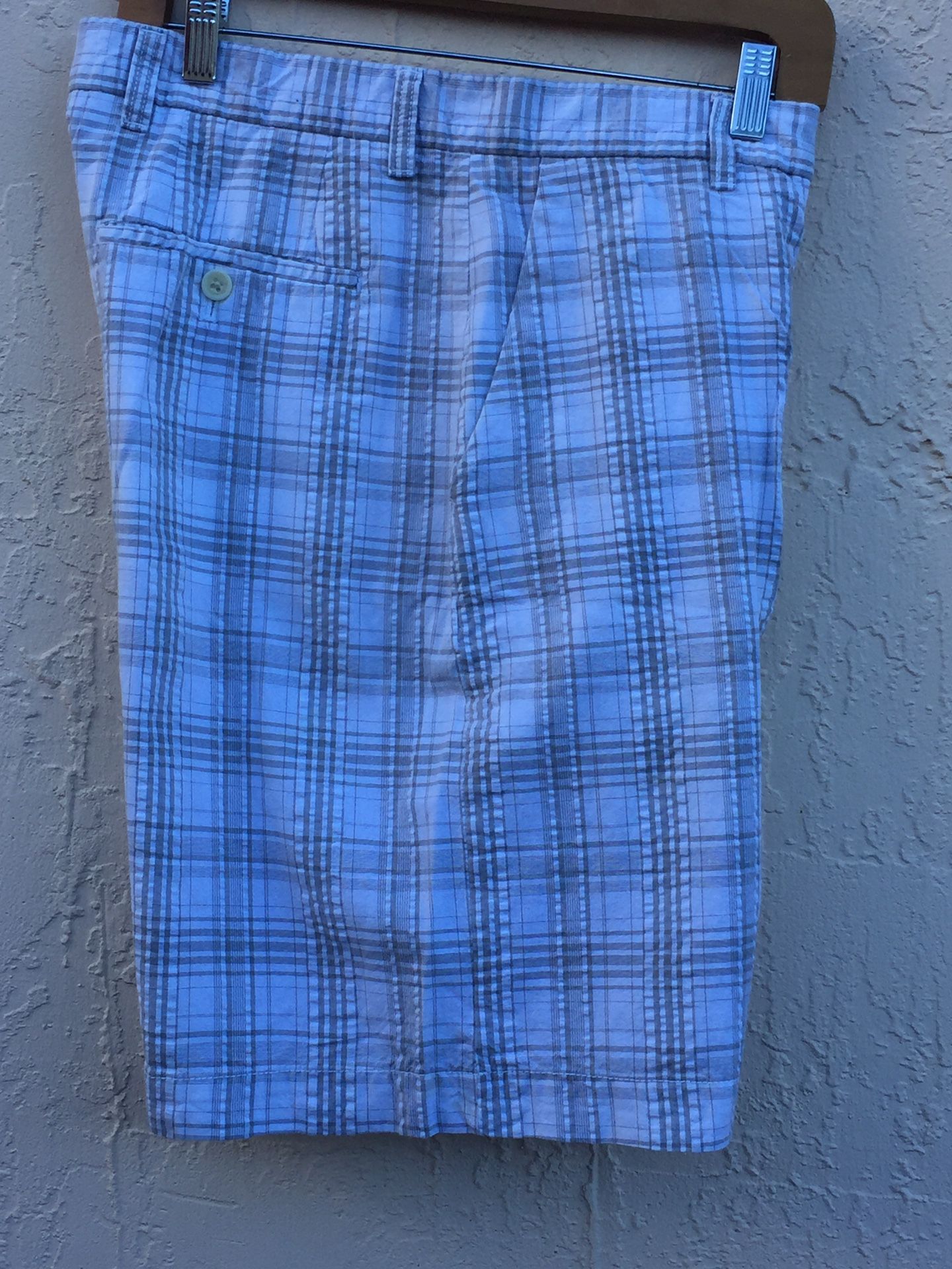 Van Heusen Studio Plaid Shorts - Size Men’s 34