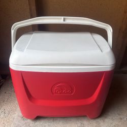 Classic Red Igloo Cooler