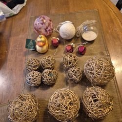 17 Vintage and unique christmas ornaments