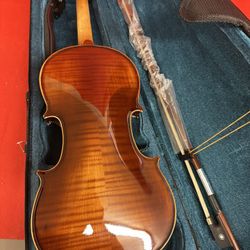 4/4 Flamed Violin with New Bow, Digital Tuner, Shoulder Rest, Extra Strings $180 Firm