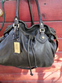 Bolsa Grande usada en Perfectas Condiciones MARC jACOBS de Puro Cuero