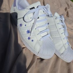 Like New Girls Size 6 Adidas 