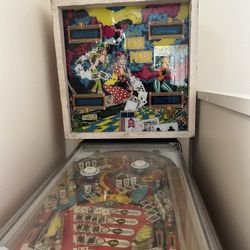 Antique Joker Poker Pin Ball Machine