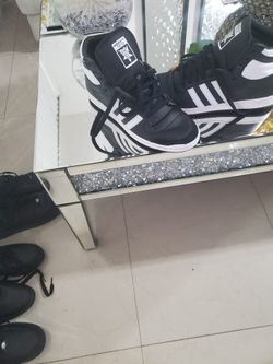ZAPATILLAS  SIZE 10 