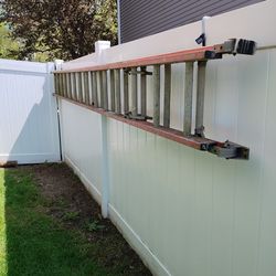 28' werner fiberglass ladder