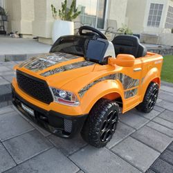 Officially Licensed Realtree 12V Kids' Ride-On Truck