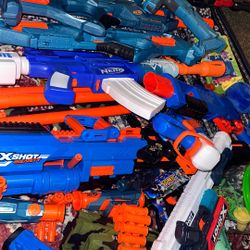 Nerf Guns/ Toy Guns