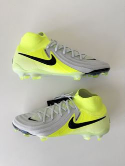 Nike Phantom Luna 2 Elite FG Size 8.5