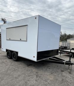 VENDING ENCLOSED CARGO TRAILER