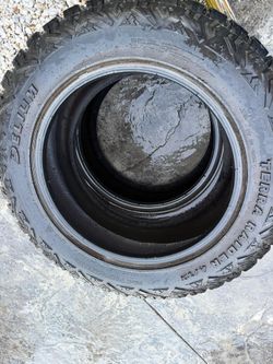 2 tires 285 60 r20 Delium