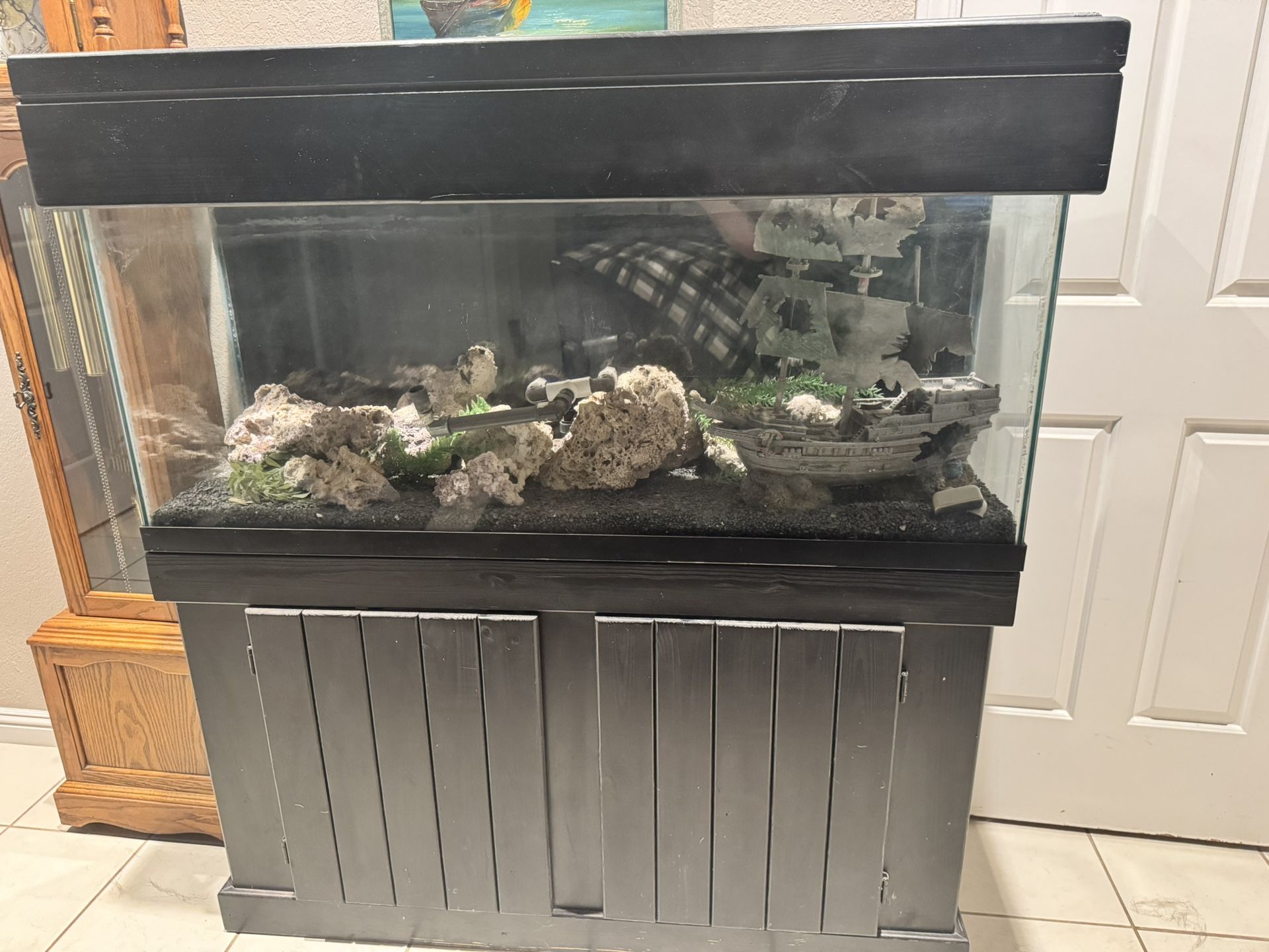 Salt And Fresh Water Fish Tank For Sale