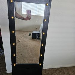 Wall Or Floor Jewelry Closet Box With On And Off Lights