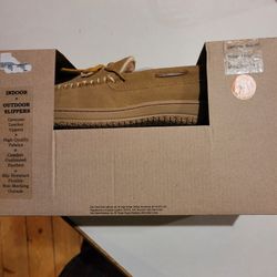 size 11 slippers