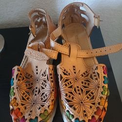 Huaraches de piel Size 6 de mujer