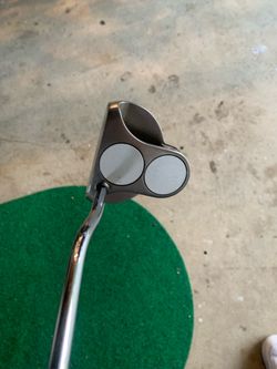 Odyssey 2 ball putter
