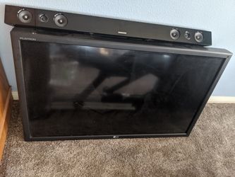 42" Tv/monitor and sound bar
