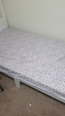 Twin bed white