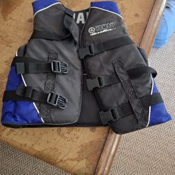 Childs Yamaha Life Jacket 50 To 90lbs 