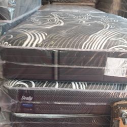 Queen Regular Mattress Sets 