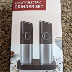 Gravity Electric Grinder Set for Sale in Dewey, AZ - OfferUp