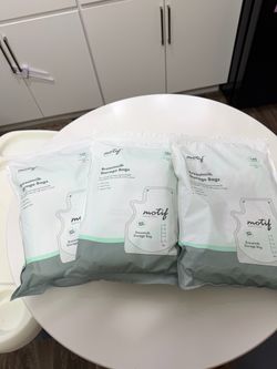 Motif Breast Milk Storage Bags