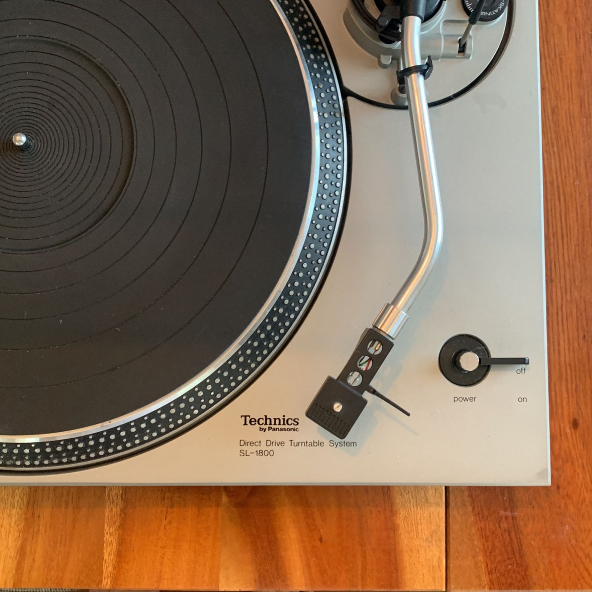 Technics SL-1800 manual direct drive turntable